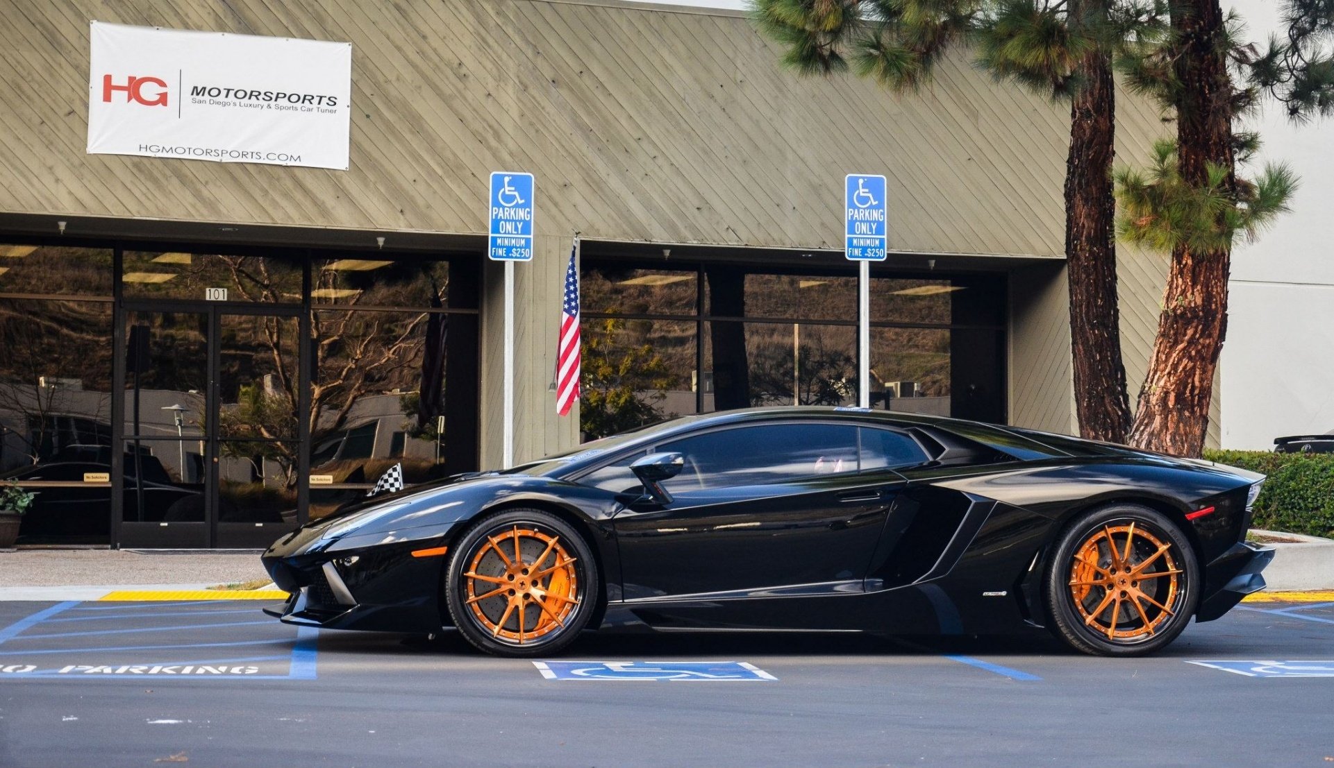 lamborghini aventador lp700-4 blackblamborghini aventador profil orange disques