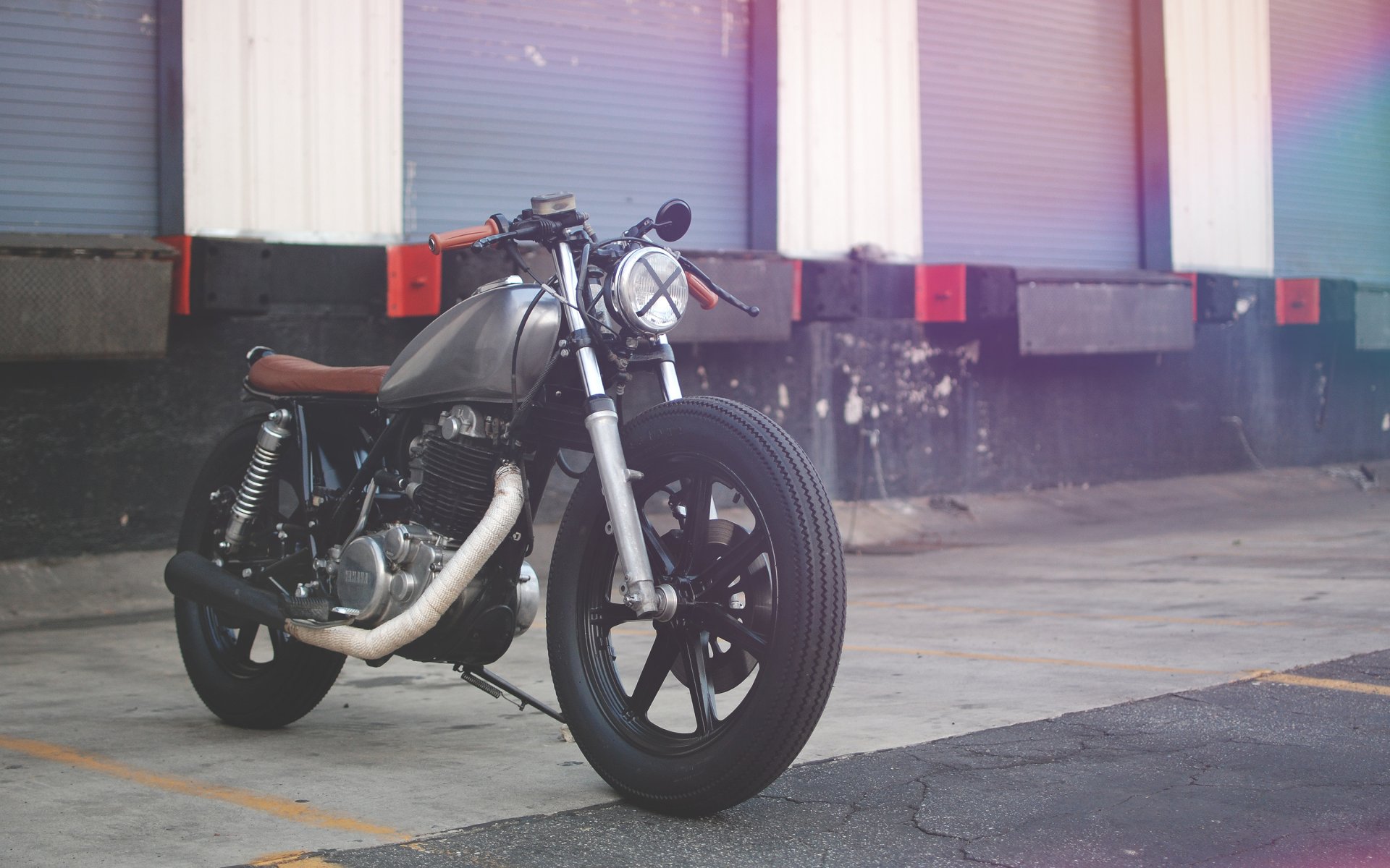 yamaha sr500 cafe racer moto