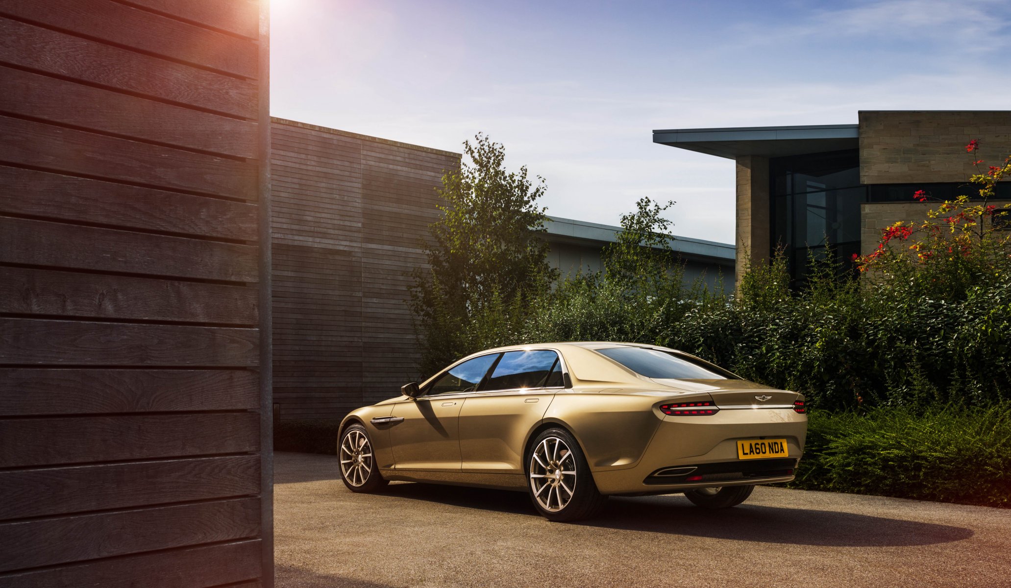 2014 aston martin lagonda prototyp