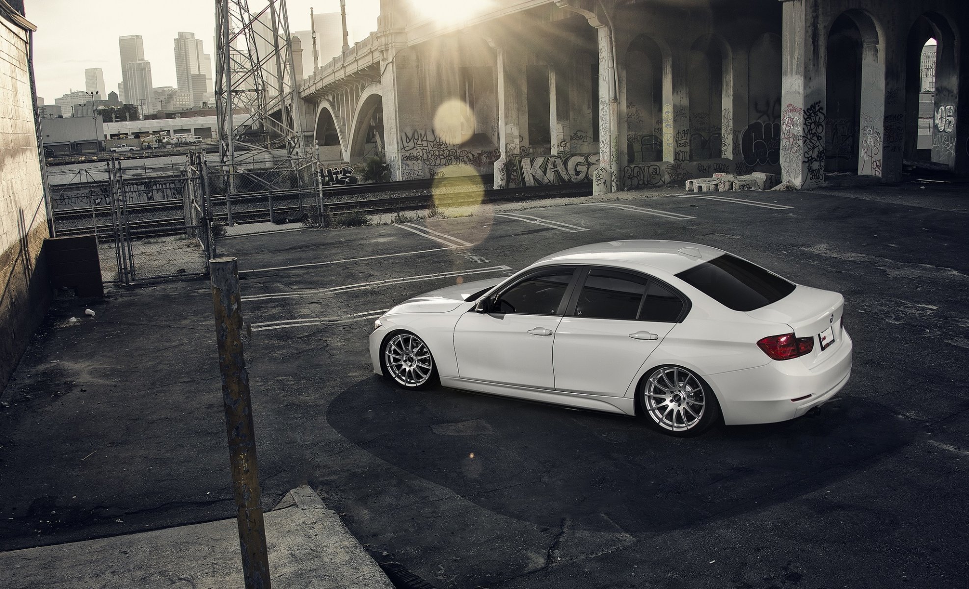 bmw 328i alpine white vmr wheels sun city back