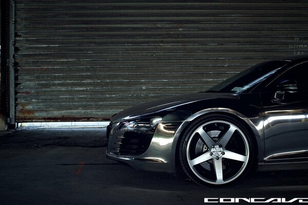 Concavo audi r8 chrome in the garage