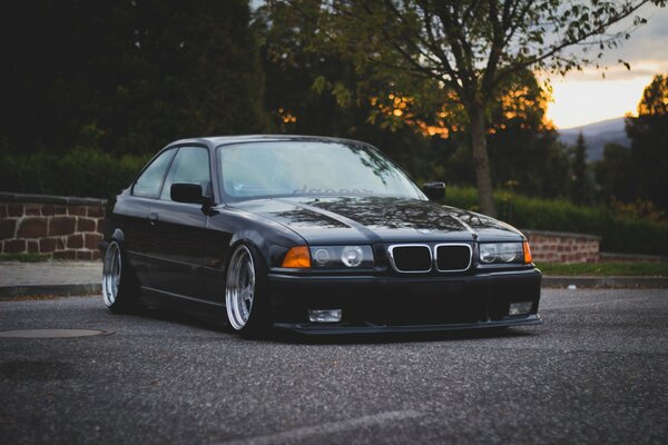 Bmw is an oldschool. Good old, but no less beautiful and wonderful. Powerful and frisky, everyone s dream