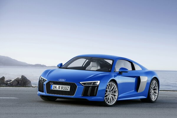 Imagen del coche azul 2015g audi R8 v10