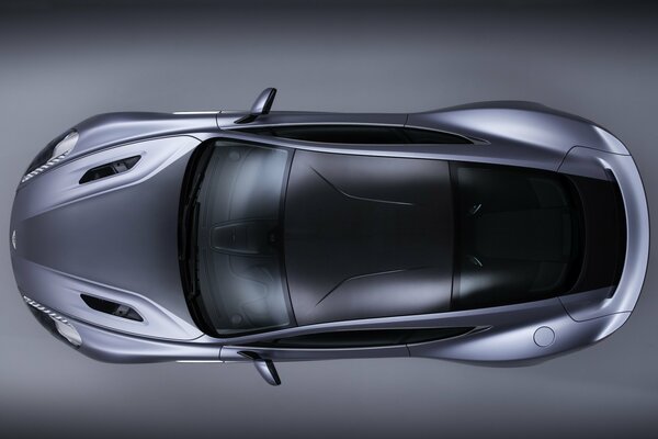 Auto Aston Martin Vanquish vista dall alto