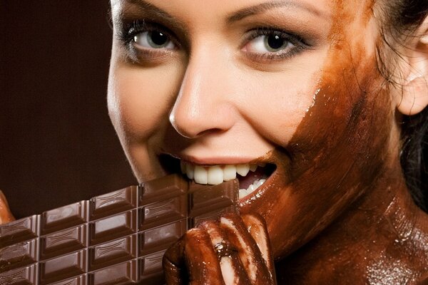 Ritratto di una ragazza con cioccolato