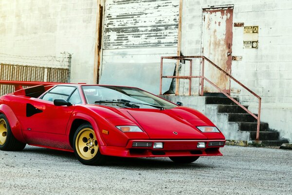 Bertone Lamborghini vecchia scuola