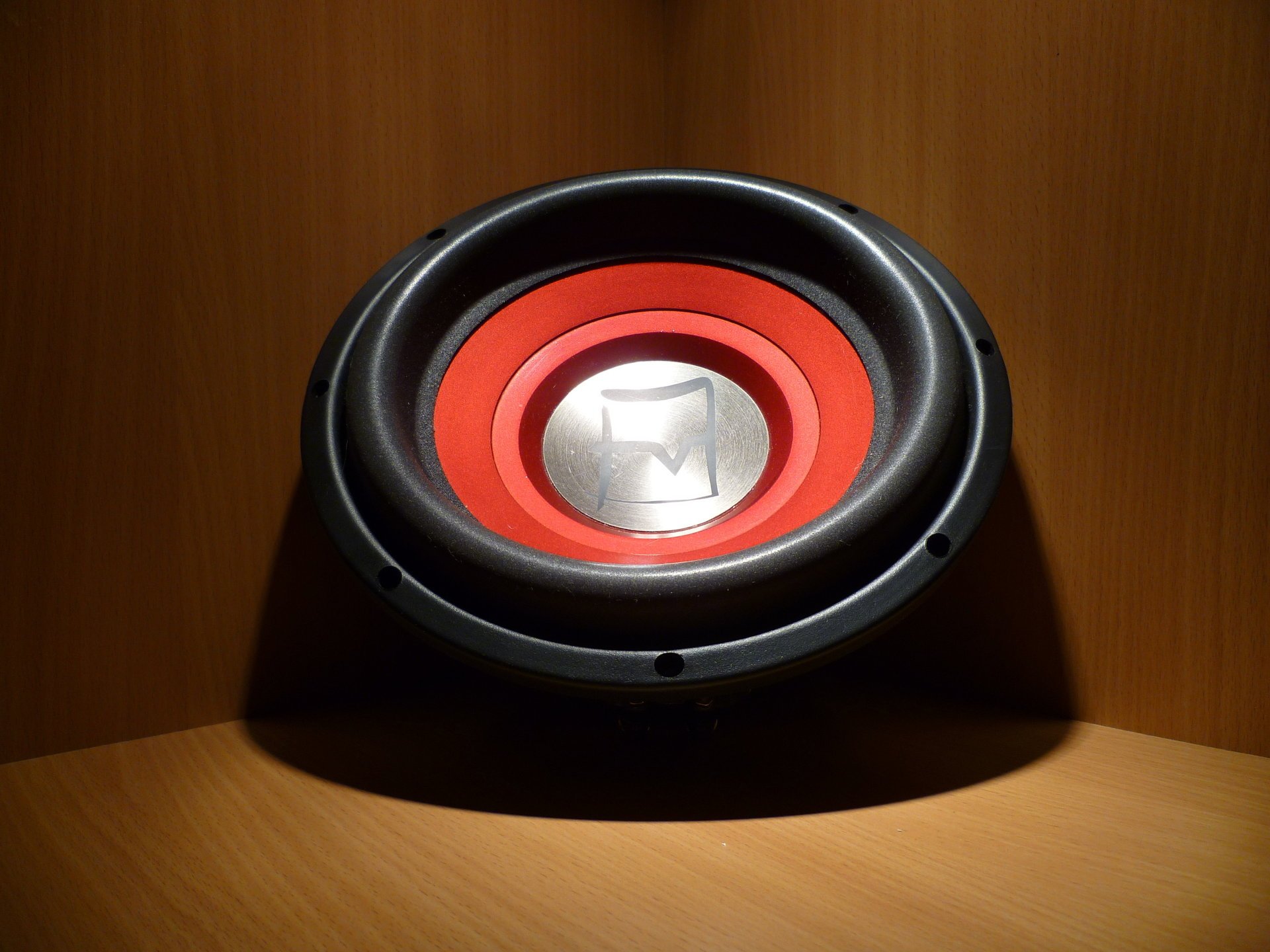 bass subwoofer musik