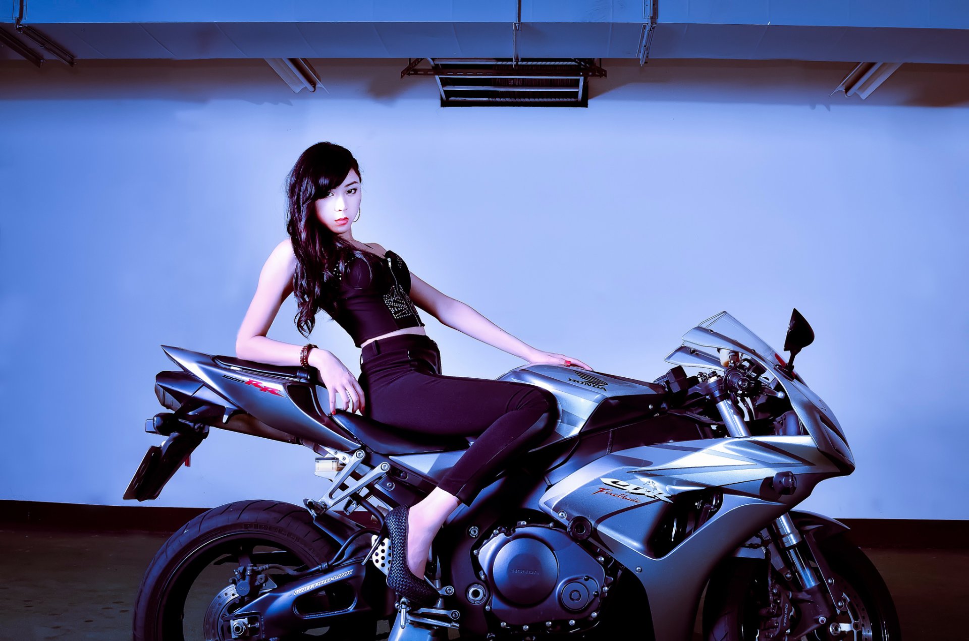 nancy chen fahrrad honda taiwan studio