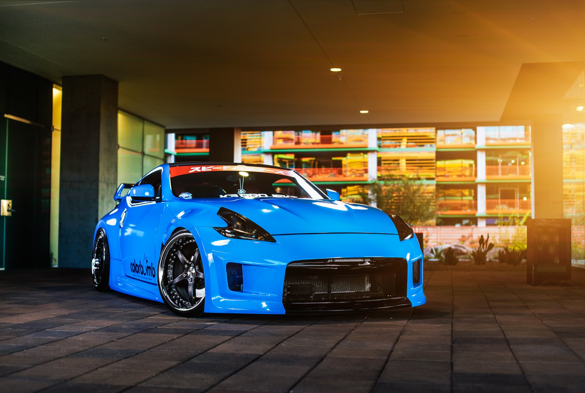 nissan 370z auto tuning blau