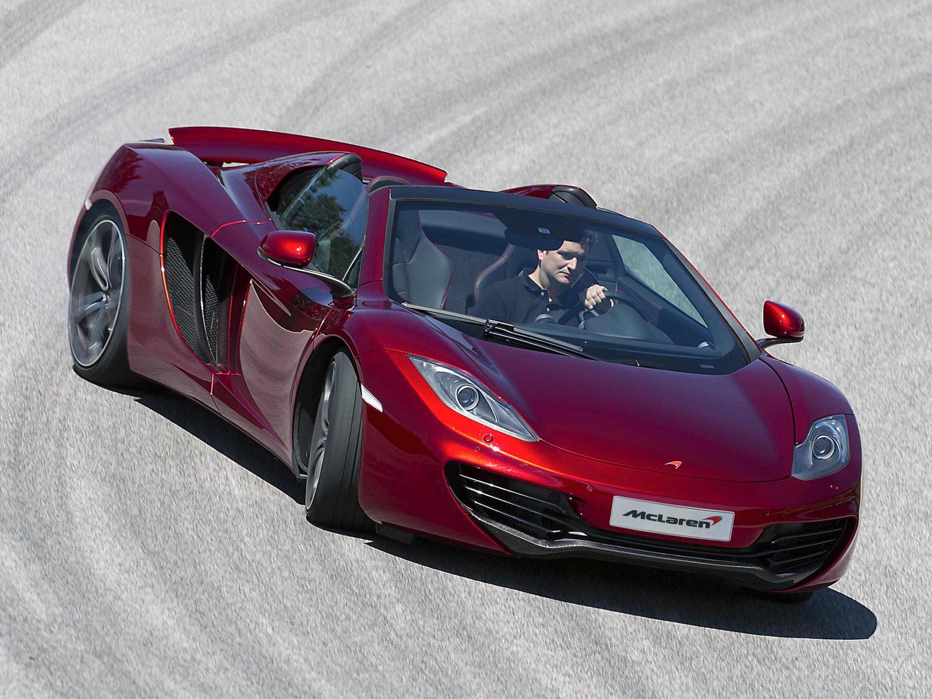 mclaren mp4-12c spyder coche frente faros pista