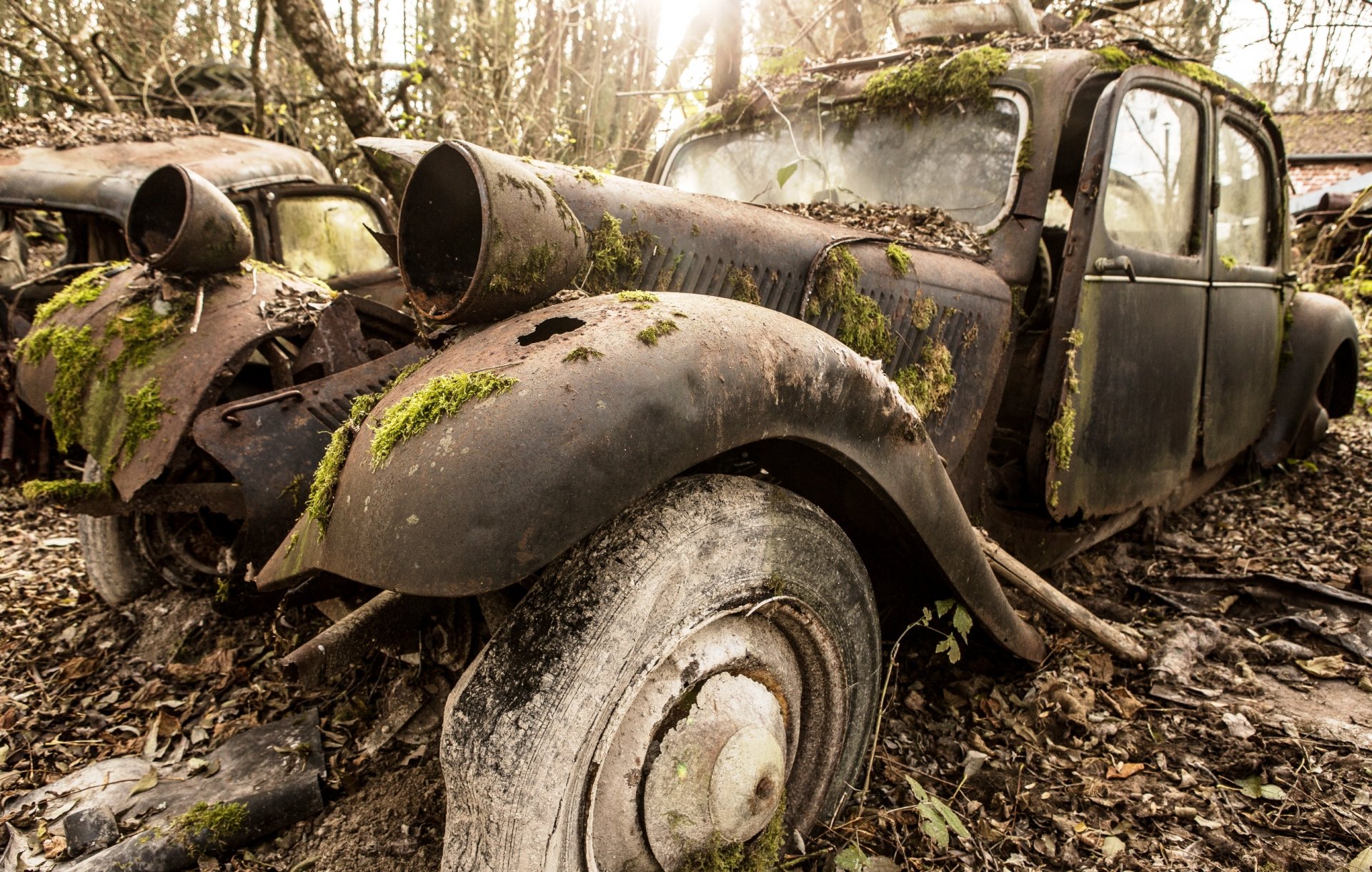 voiture ferraille fond