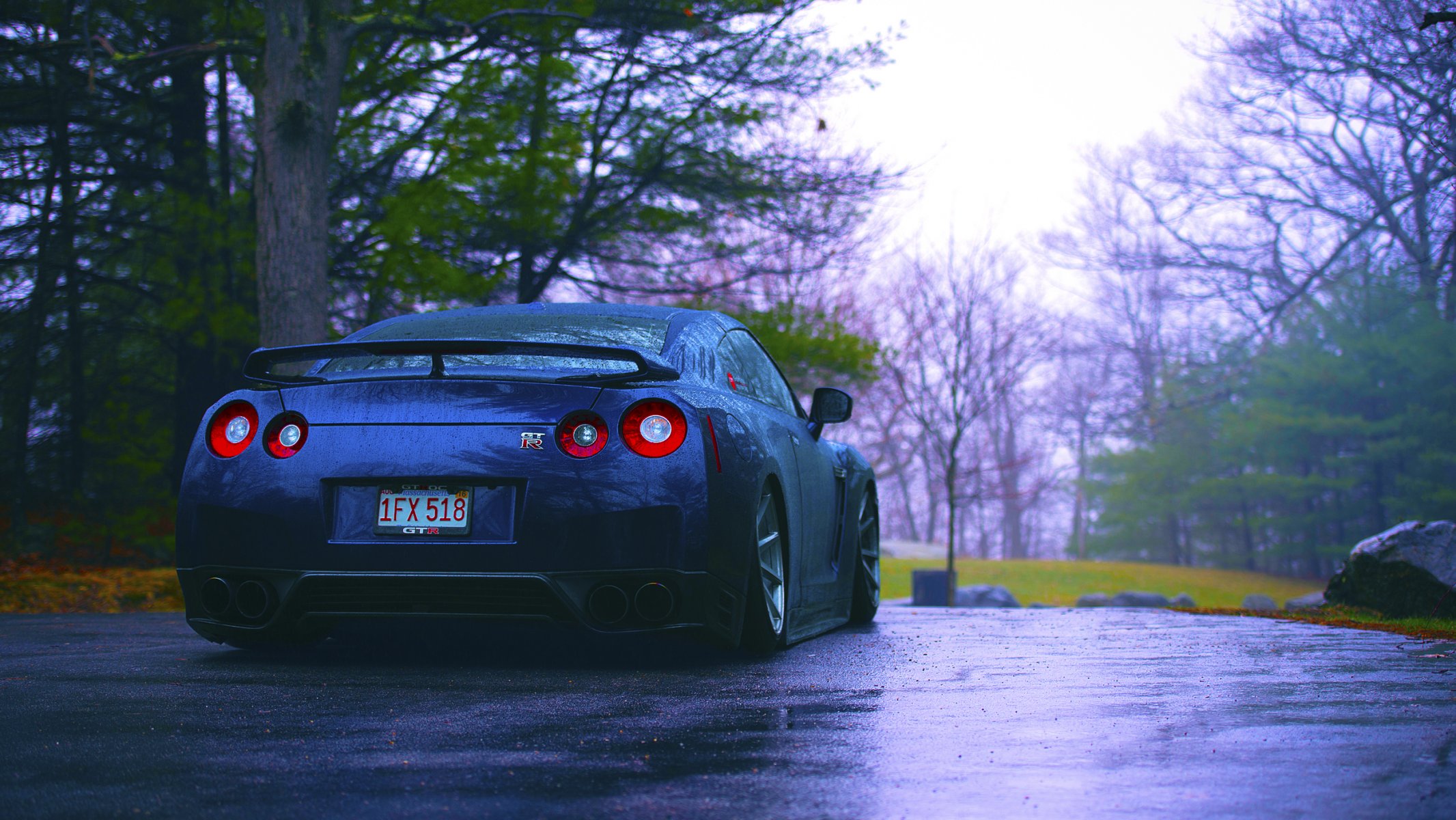 nissan r35 rtm bleu japon sport voiture arrière pluie