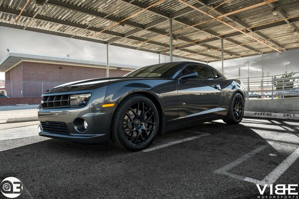 Car grey chevrolet camaro