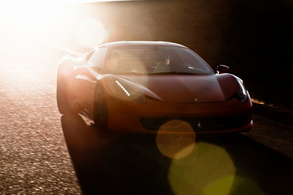 Ferrari colore rosso abbagliamento solare