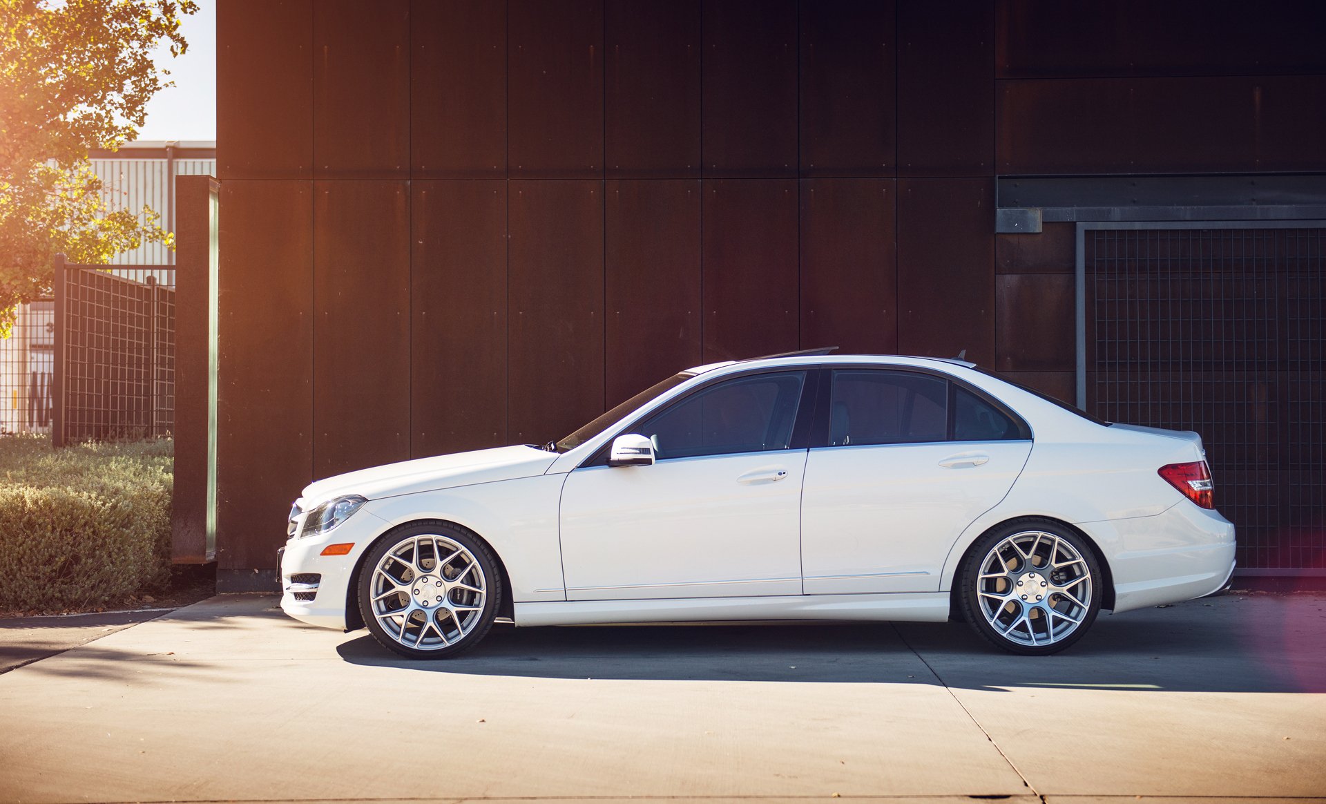 mercedes benz c250 white mercedes c-class profile