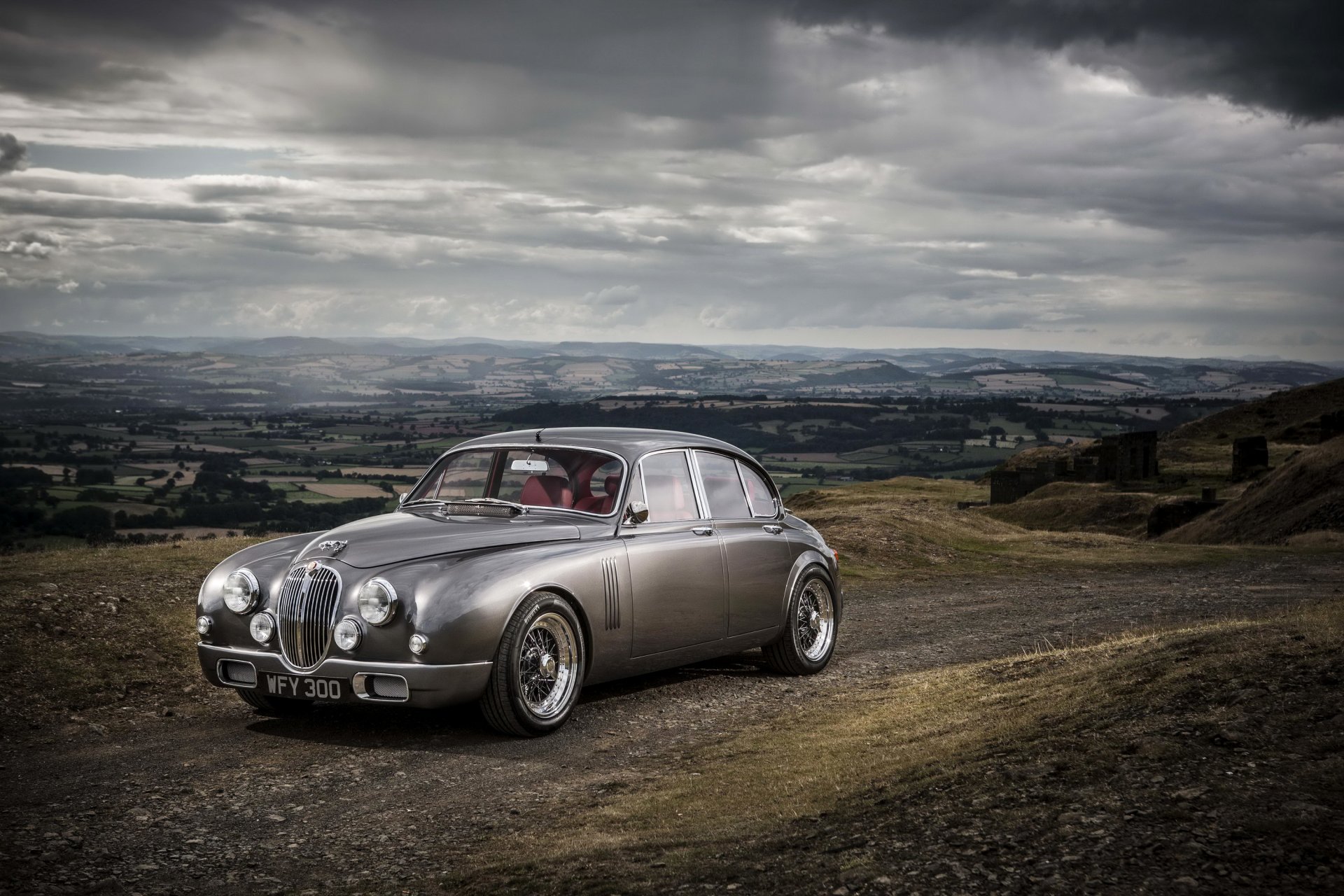 jaguar mark 2 b ian callum szary samochód zdjęcia