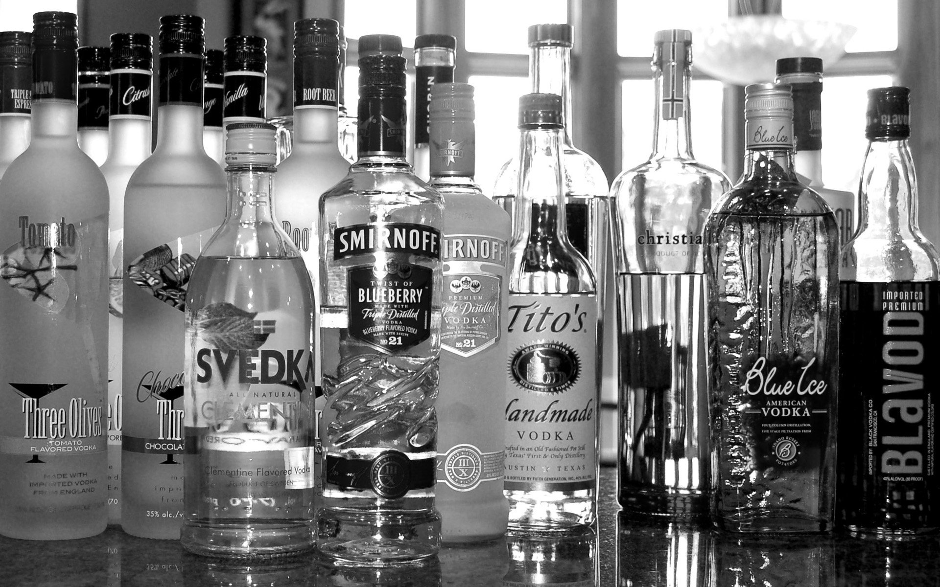 vodka bottiglie bianco e nero bevande vetro