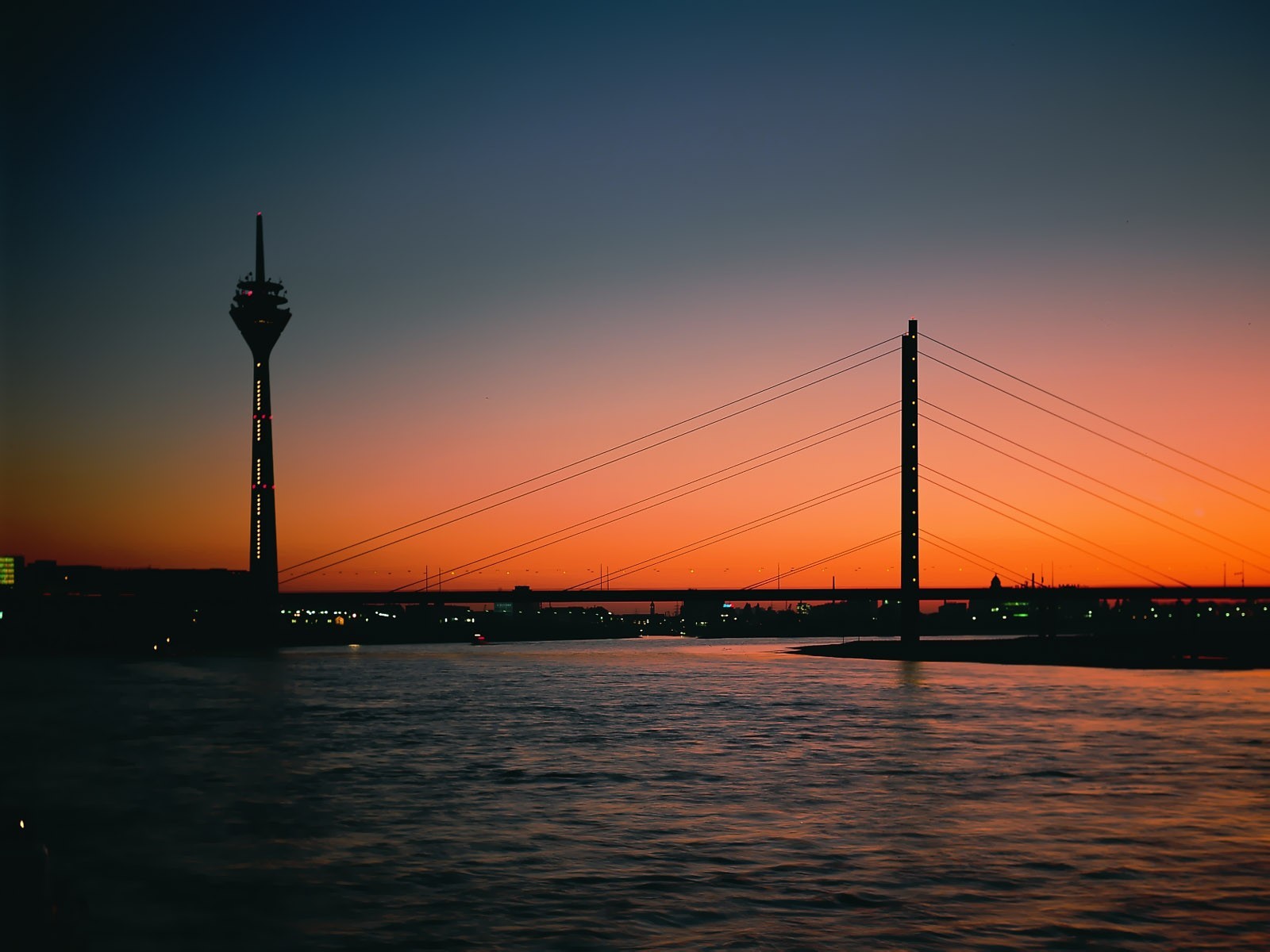 abend turm brücke