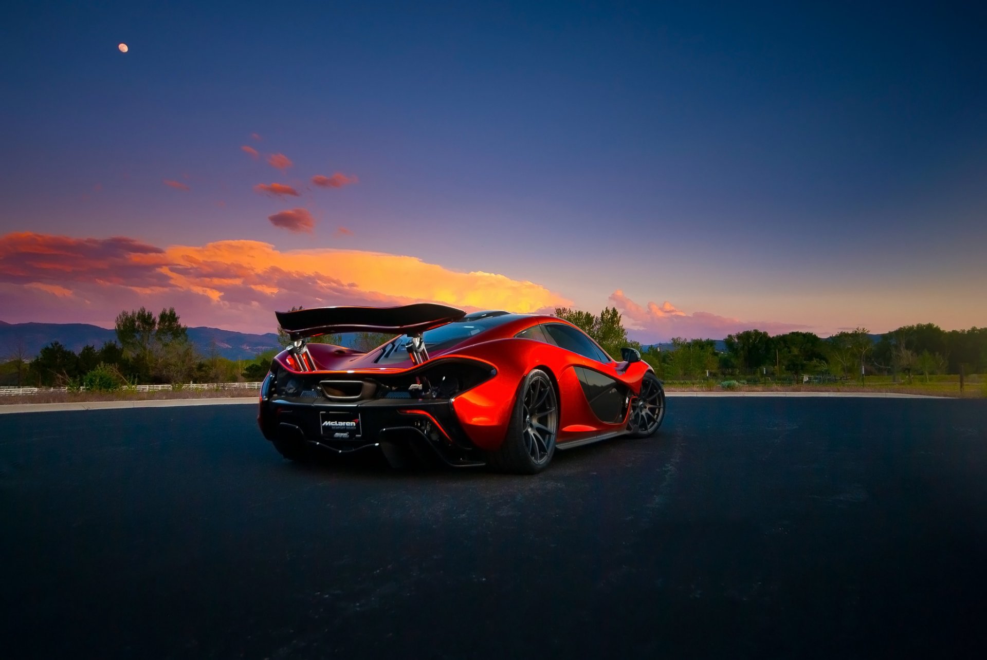 mclaren p1 exotic hypercar orange supercar vulcano death valley tramonto anteriore extra road ground spoiler posteriore