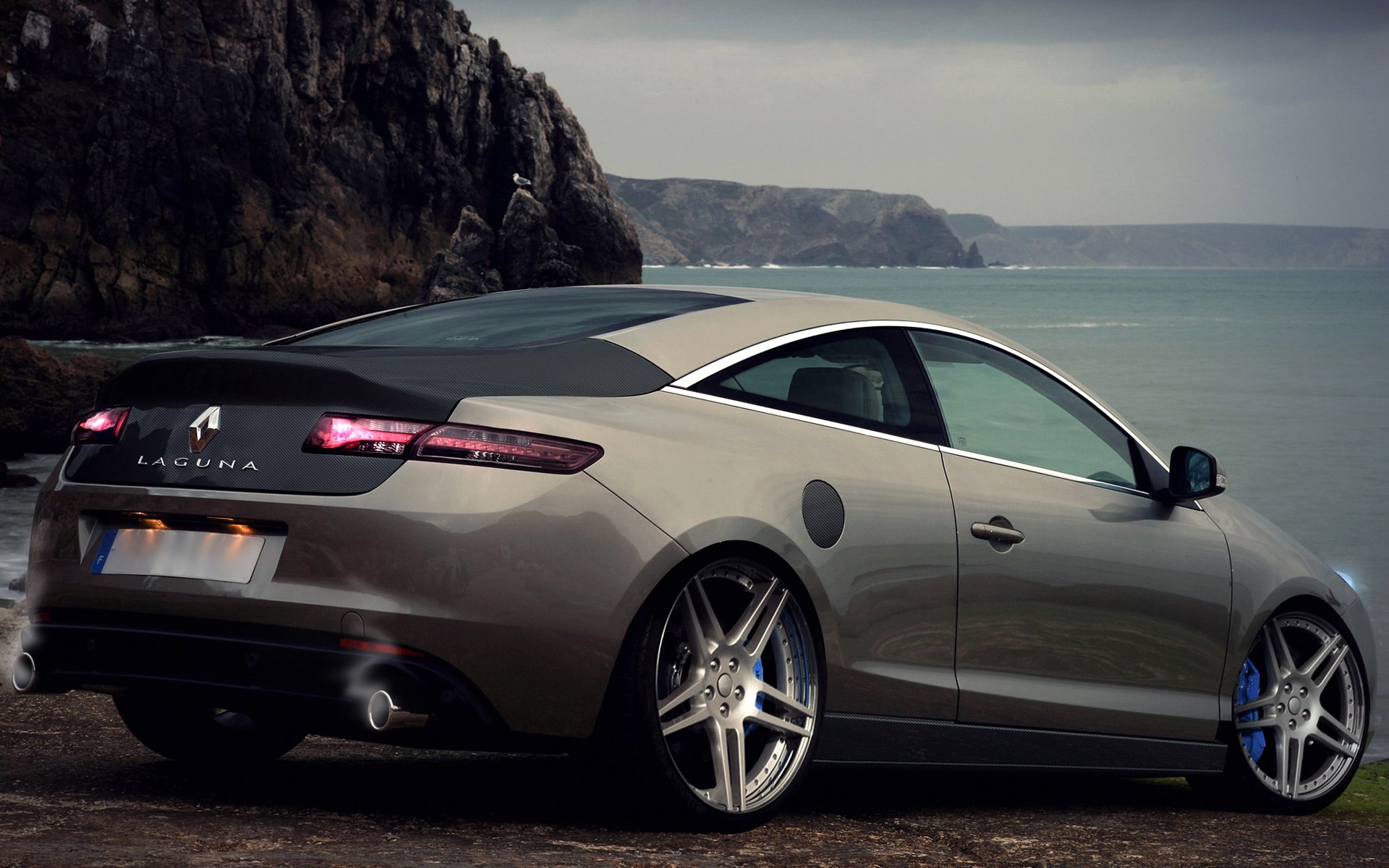 renault laguna coupé paisaje