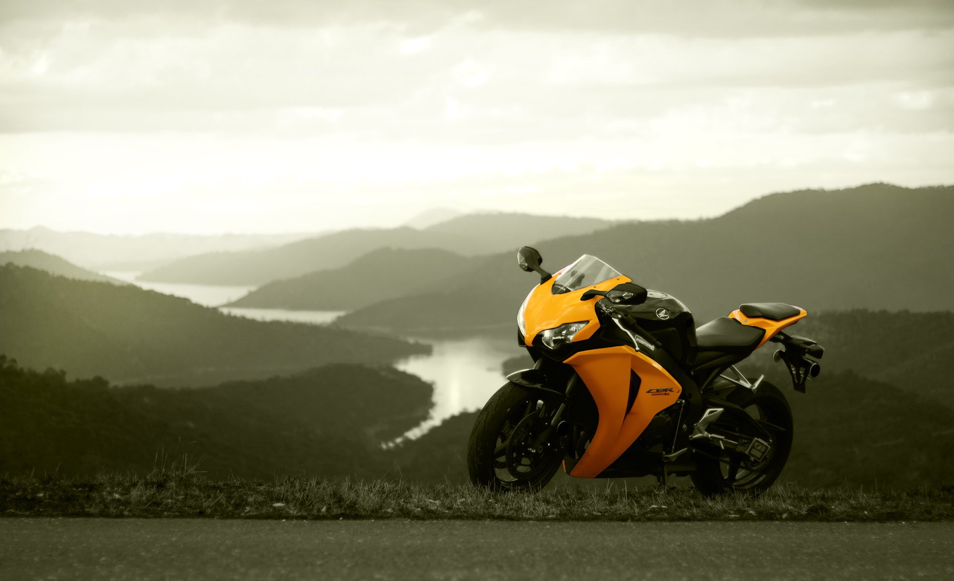 honda cbr1000rr giallo honda moto cielo