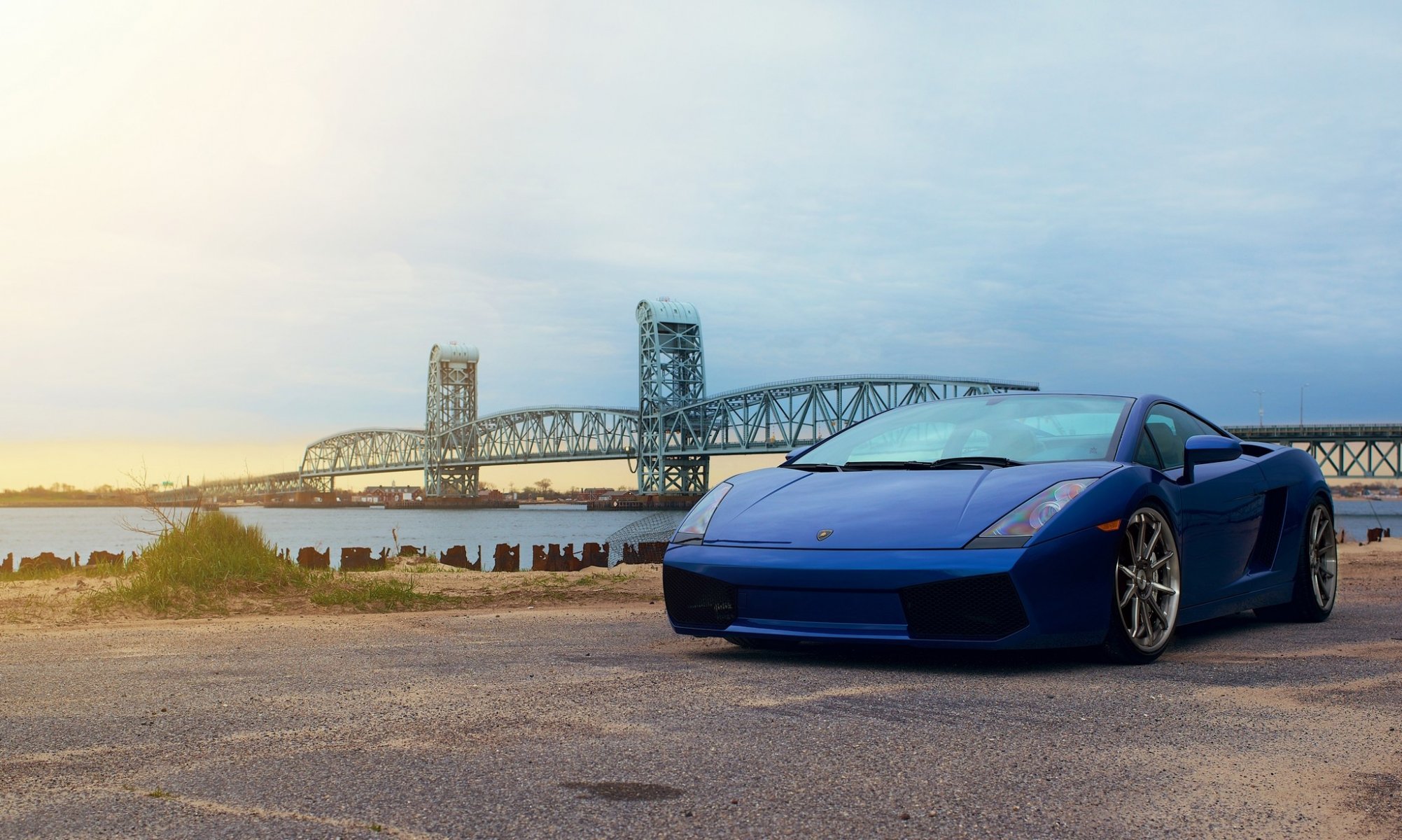 lamborghini gallardo lp540 blau lamborghini gaiardo himmel wolken brücke