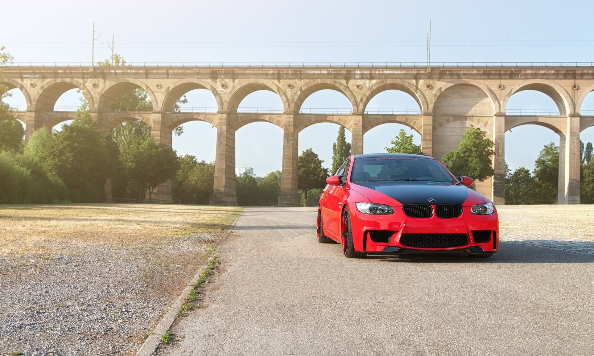 bmw m3 e92 czerwone koła bmw coupe czerwony