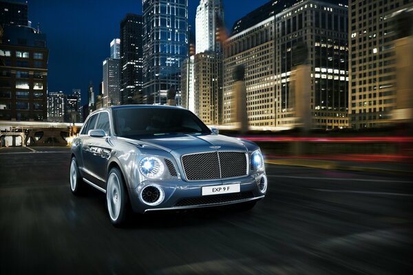 Bentley, 2012, exp 9 f, blaues Luxus-Stadtauto