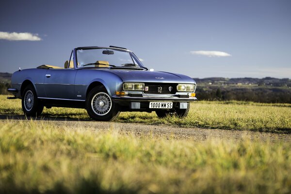 Peugeot 504 es un automóvil de Tamaño mediano de la compañía francesa Peugeot