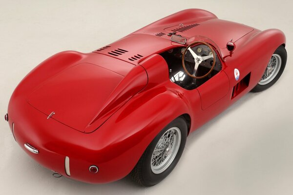 Maserati 300s z 1956 roku w czerwonym nadwoziu