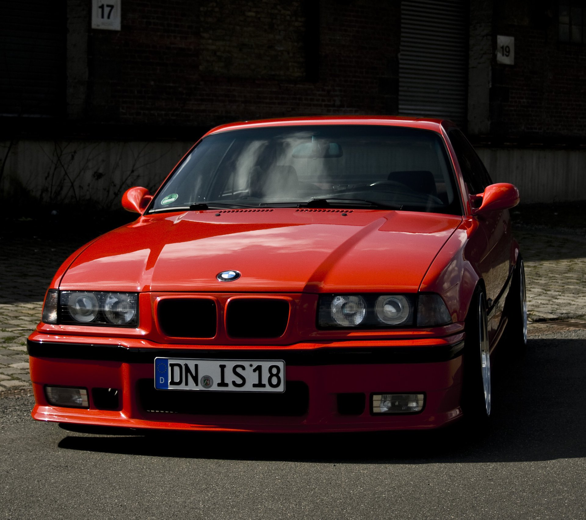 bmw e36 m3 3 series bmw triple coupé rojo coche deportivo baviera alemania coches coches auto vehículos coche rojo vehículos