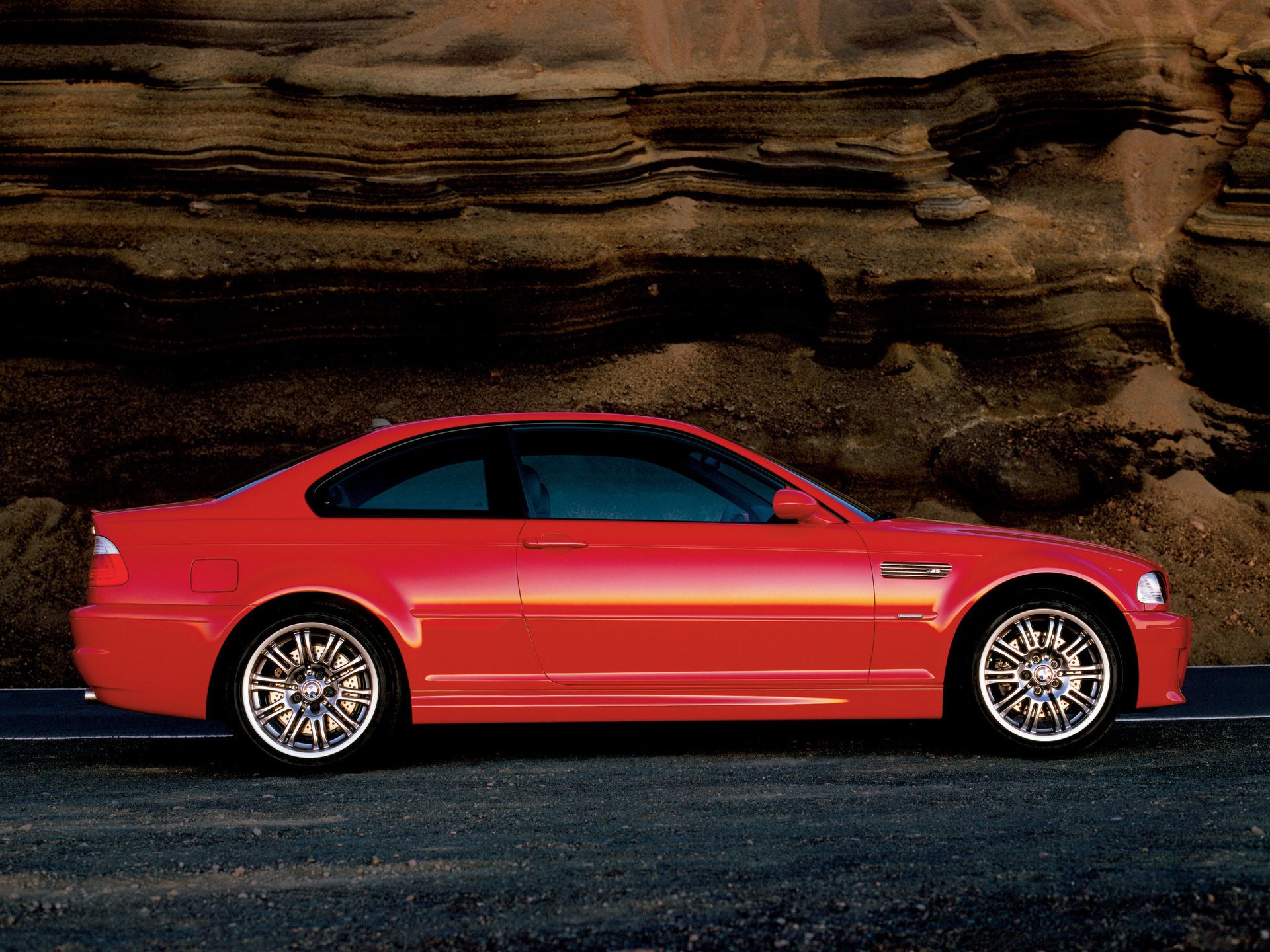 bmw e46 m3 serie 3 bmw troika coupé rosso auto sportiva baviera germania autovetture automobili auto auto rossa veicoli a motore