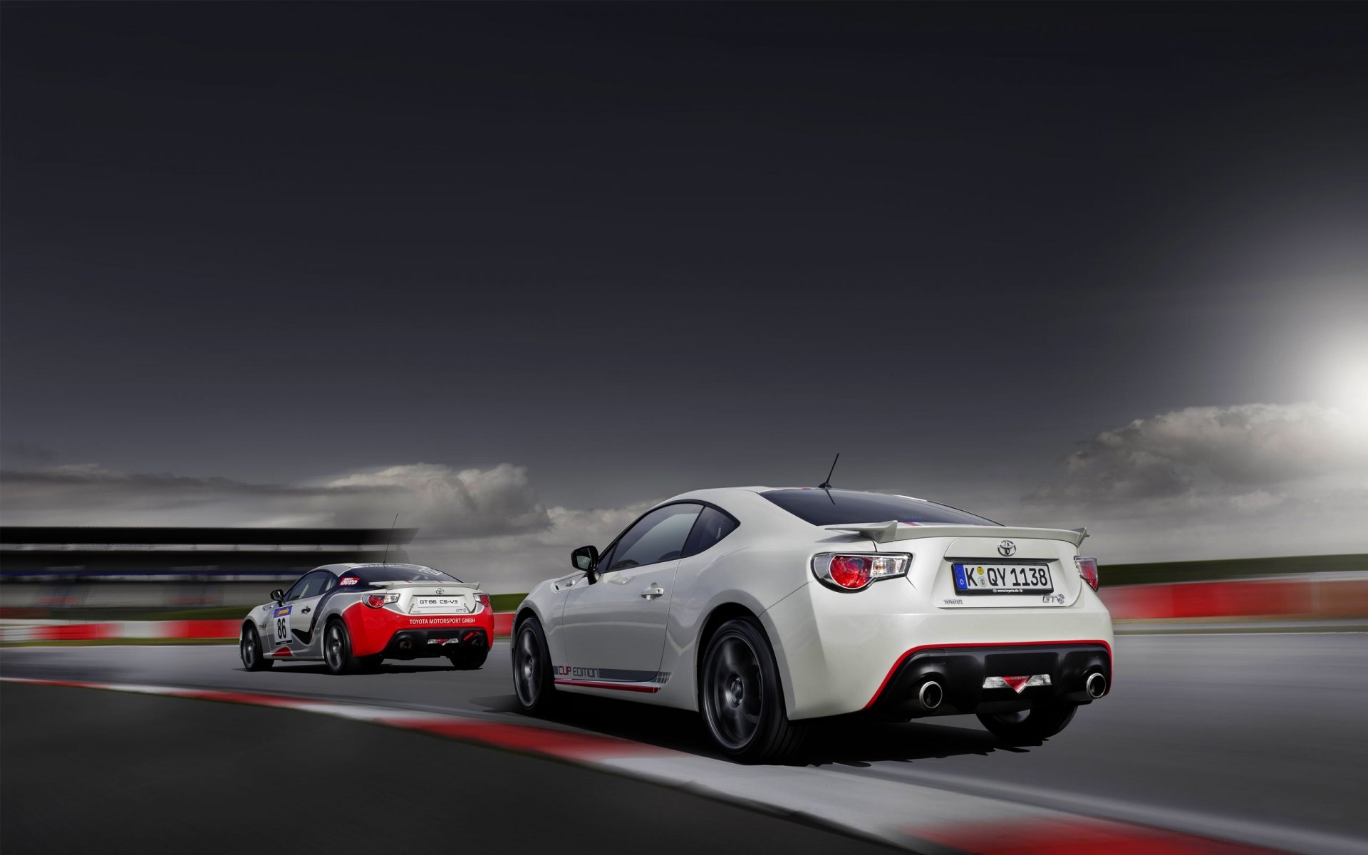 toyota gt 86 gt86 cup edition car two machine white highlight vehicle