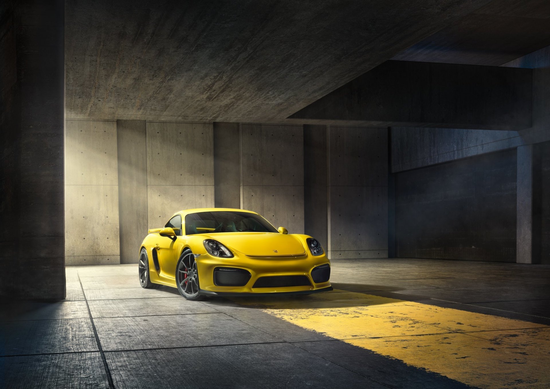 porsche cayman gt4 2015 gelb supersportwagen parkplatz vorne