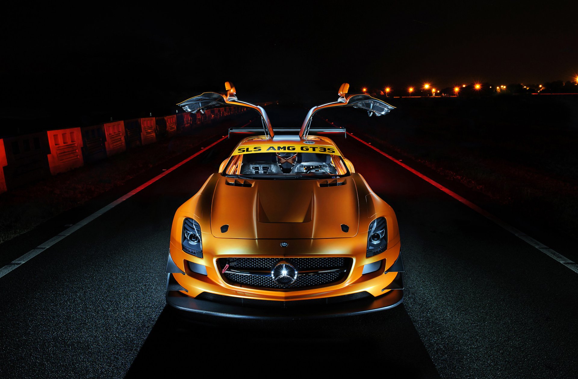 mercedes-benz sls amg gt3s arancione