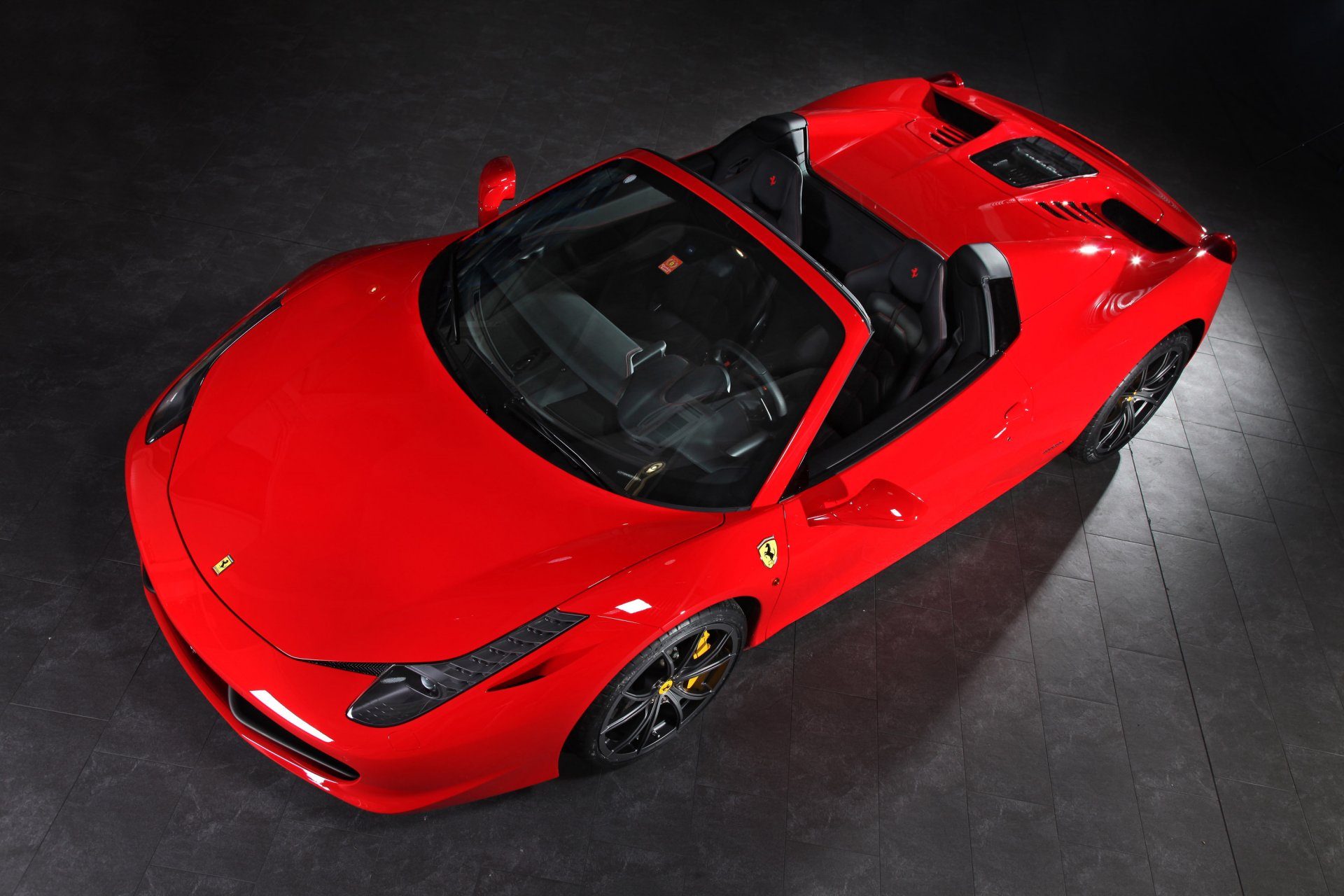 ferrari spinne rot capristo draufsicht cabrio coupon