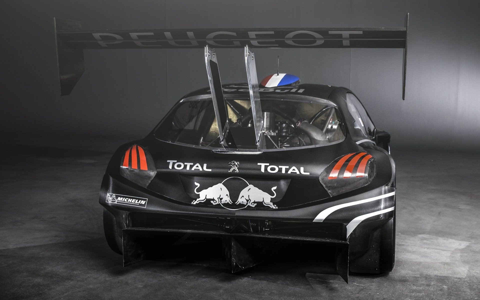 peugeot t16 pikes peak peugeot pikes peak racing car rear view