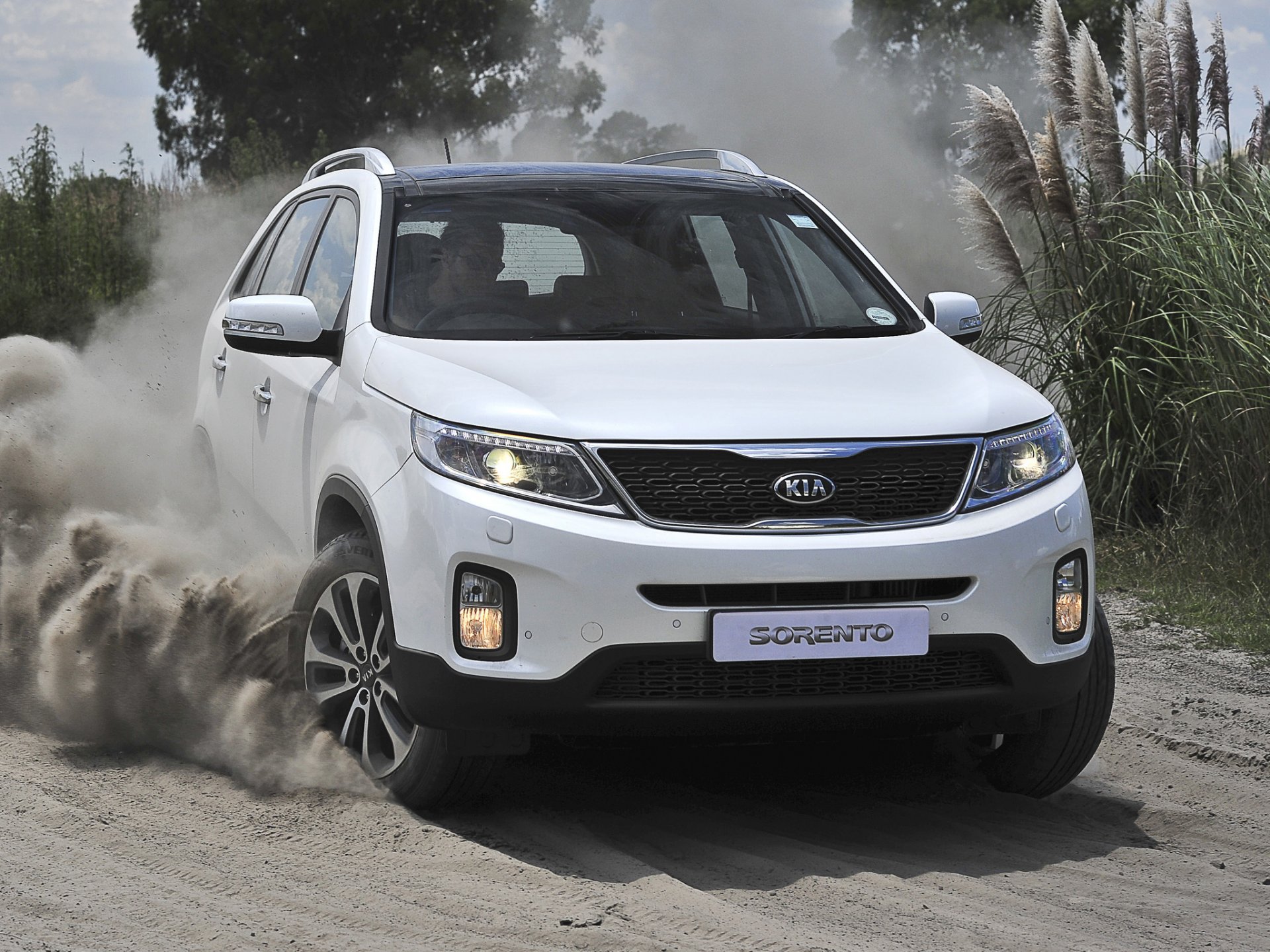 kia sorento киа соренто кроссовер внедорожник пыль земля