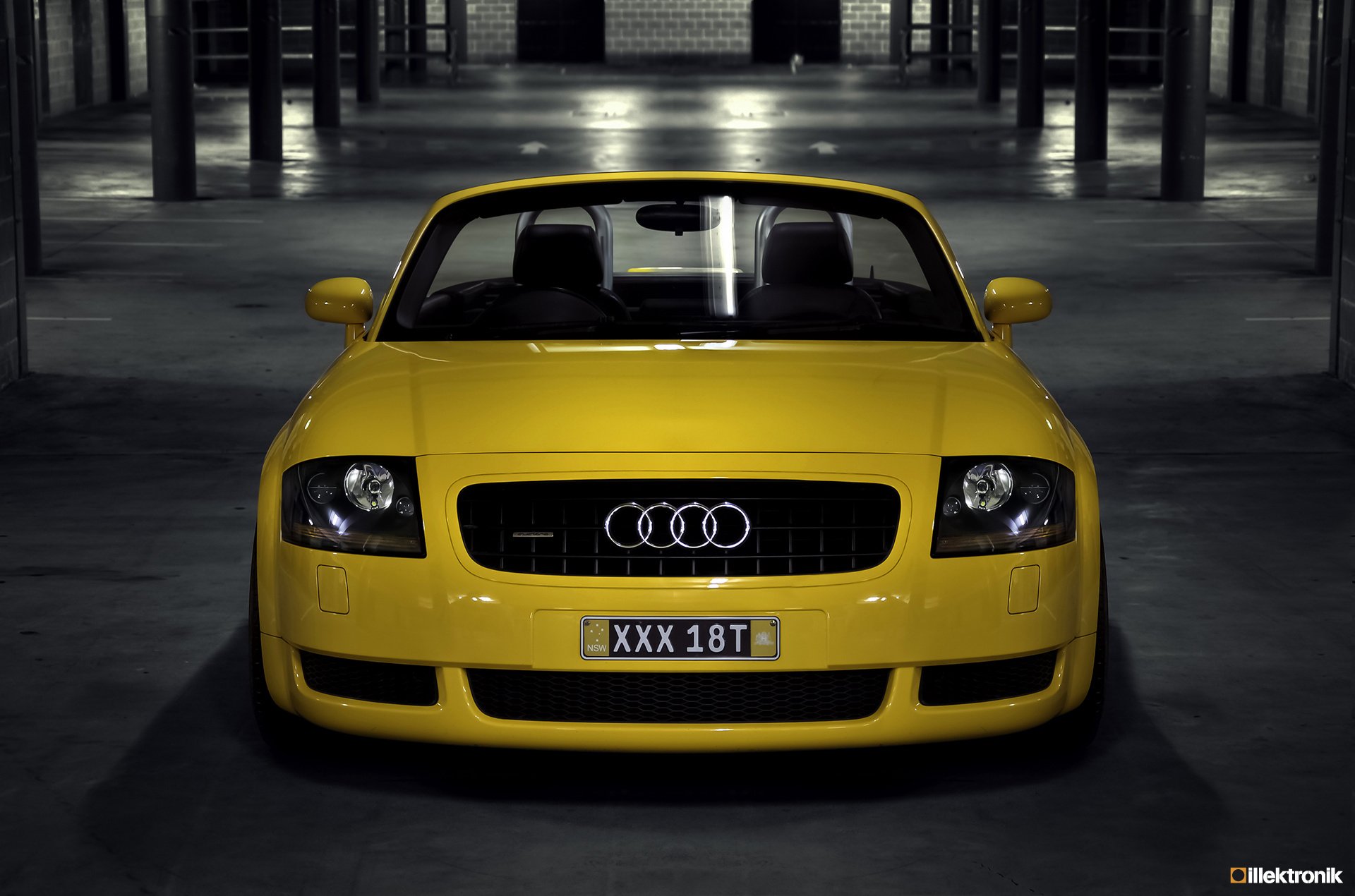 audi tt mk1 audi tt coupé voiture de sport jaune roadster hangar avant audi voiture jaune auto voiture brouette cool photo conception phares parking voitures transport véhicules