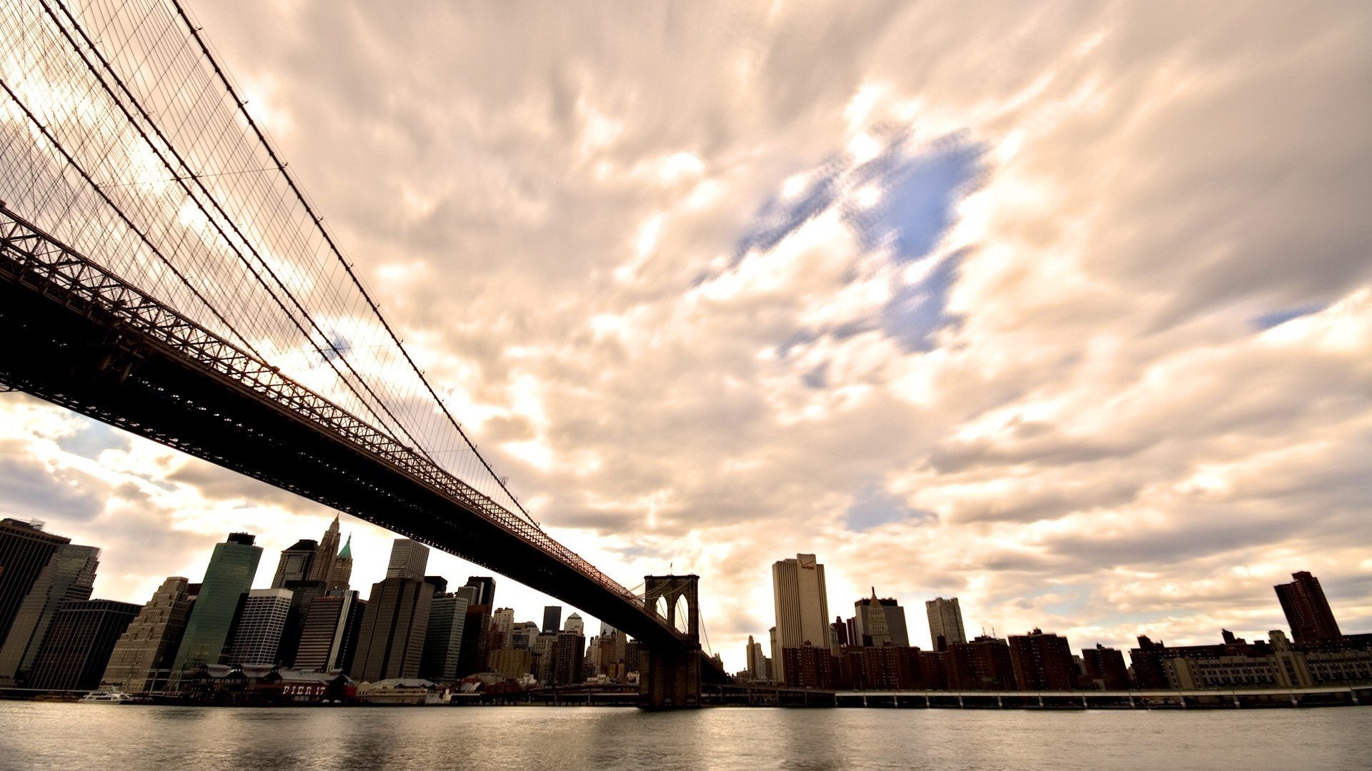 new york manhattan brooklyn bridge нью йорк бруклинский мост сша америка река бруклин облака гладь небоскребы дома мегаполис города мосты