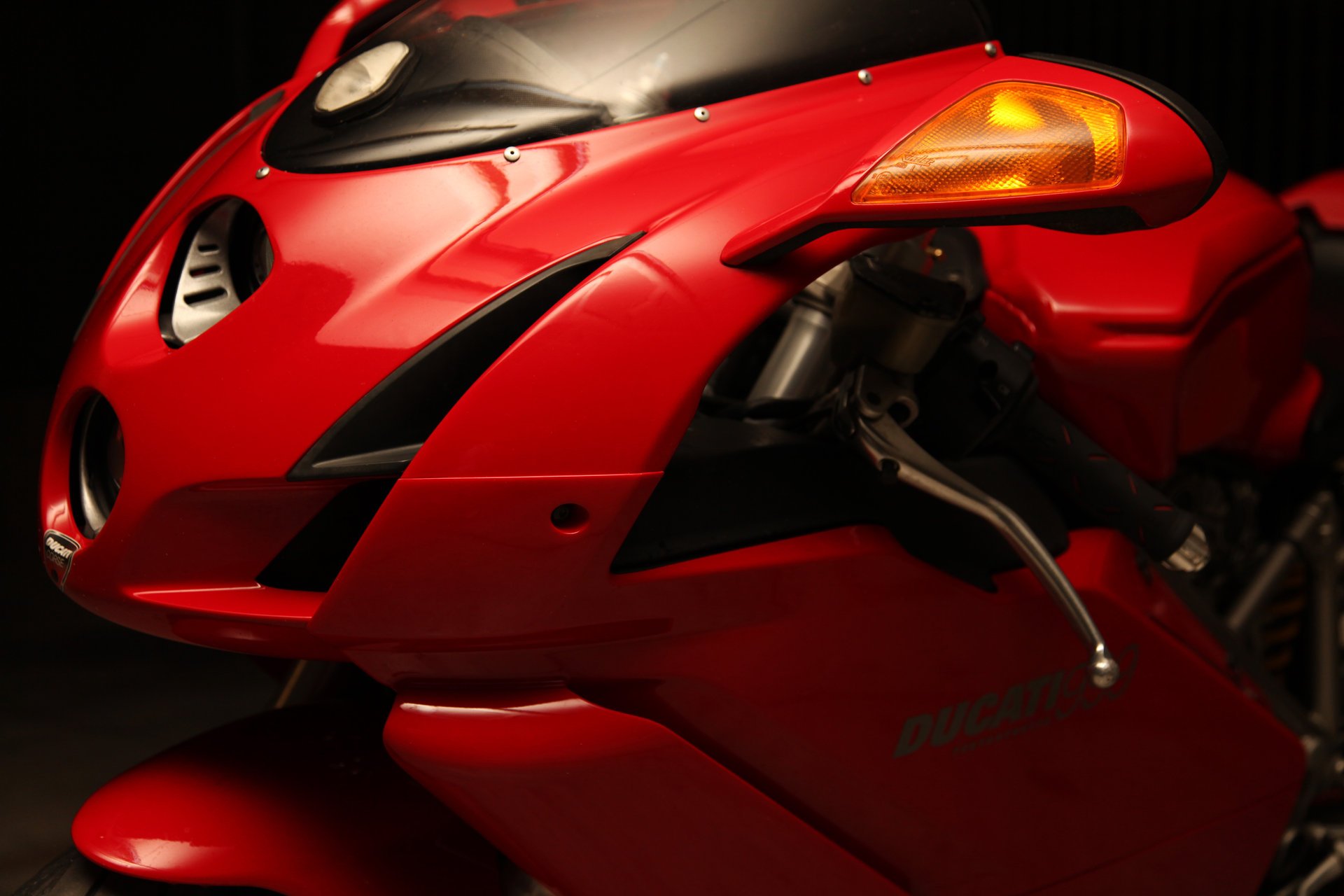 ducati 999 sportbike rosso ducati sportbike motorrad moto rot design italien optik makro motorrad hi-tech fahrrad motorrad