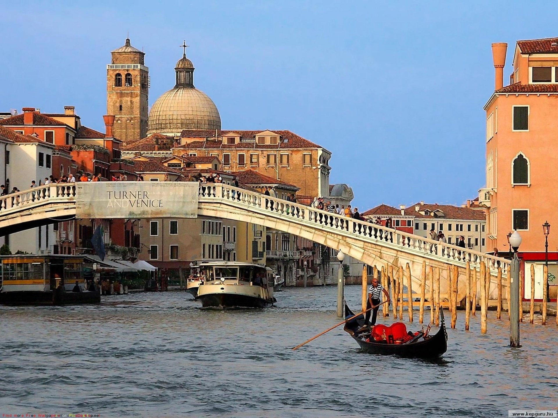 venezia italia gondola ponte città fiume barca acqua nave strada case cupola cielo sfondo