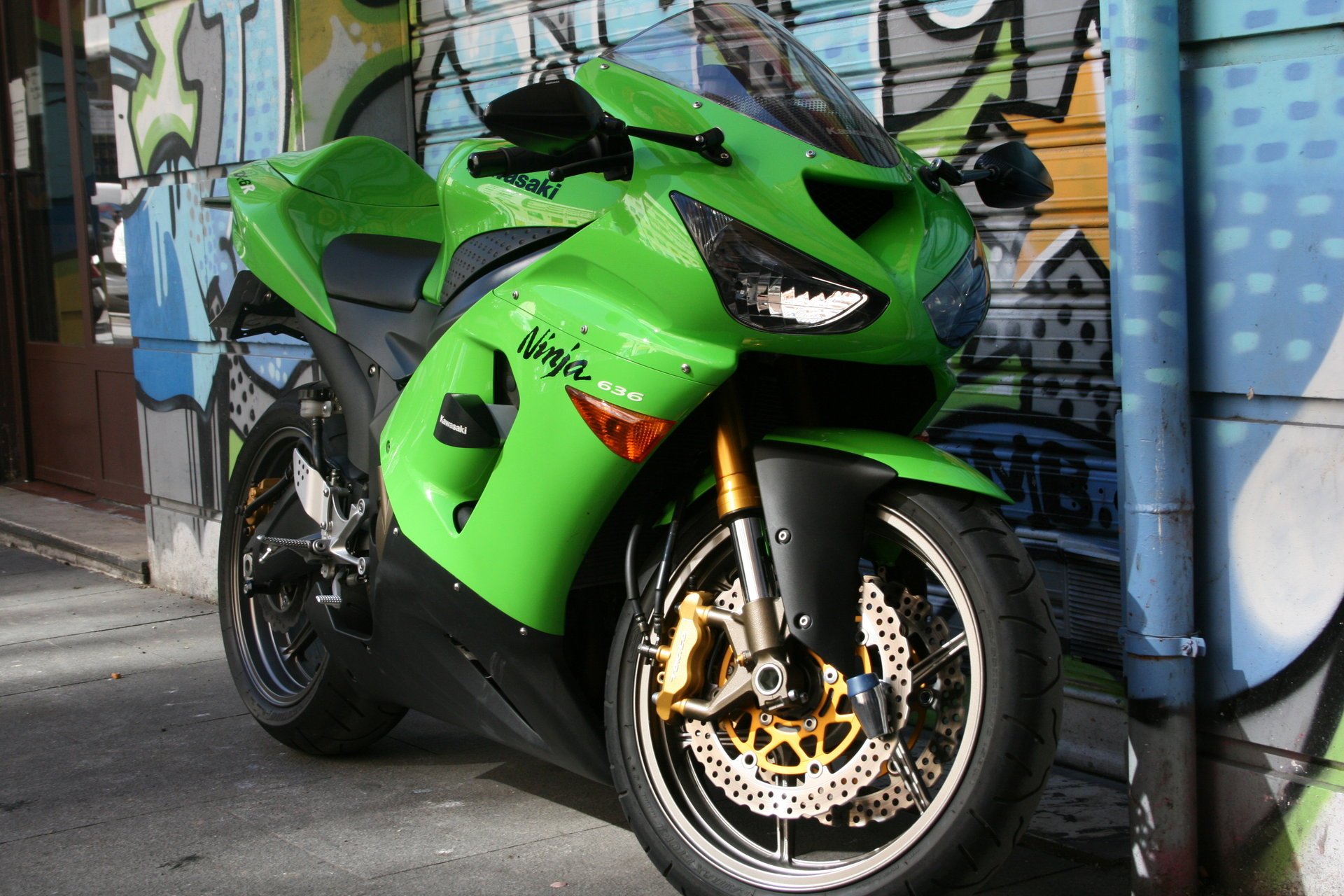 kawasaki zx-6r 2005 zx-r ninja beetle sportbike motocykl moto kawasaki ninja zielony motobike hi-tech dirt bike mototransport