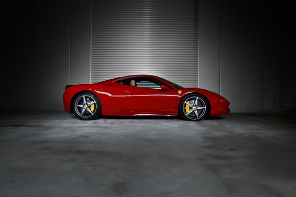 The wheels of the red ferrari 458 italia
