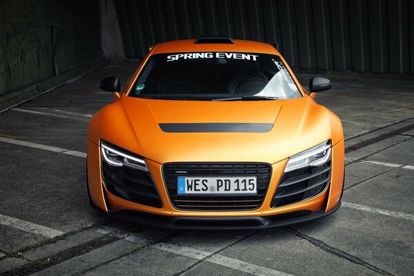 Audi r 8 - a car for lovers of comfortable driving