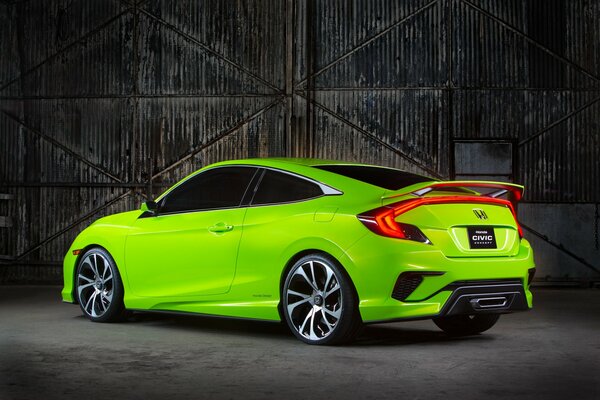 Кислотно салатовая спортивная honda civic