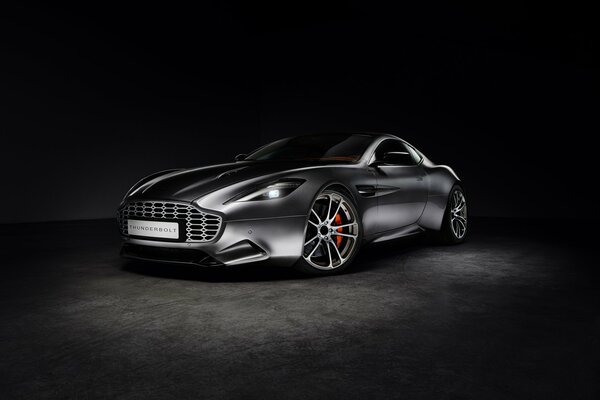 Aston Martin 2015 le rêve de tout homme