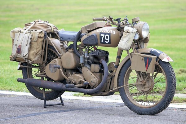 Motocicleta militar de la segunda guerra mundial