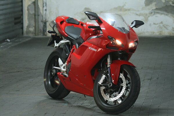 Rot ducati 1098 rosso