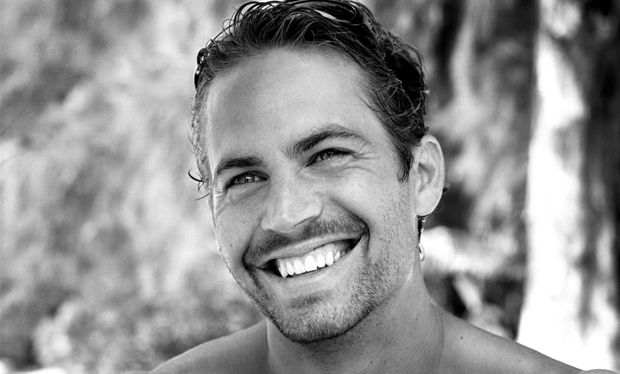 paul walker paul walker actor blanco y negro dientes sonrisa sin afeitar cara macro b-w foto hombres retrato mirada ojos